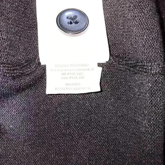 BROOKS BROTHERS  V neck , button up cardigan. Ladies size XL - Picture 4 of 6